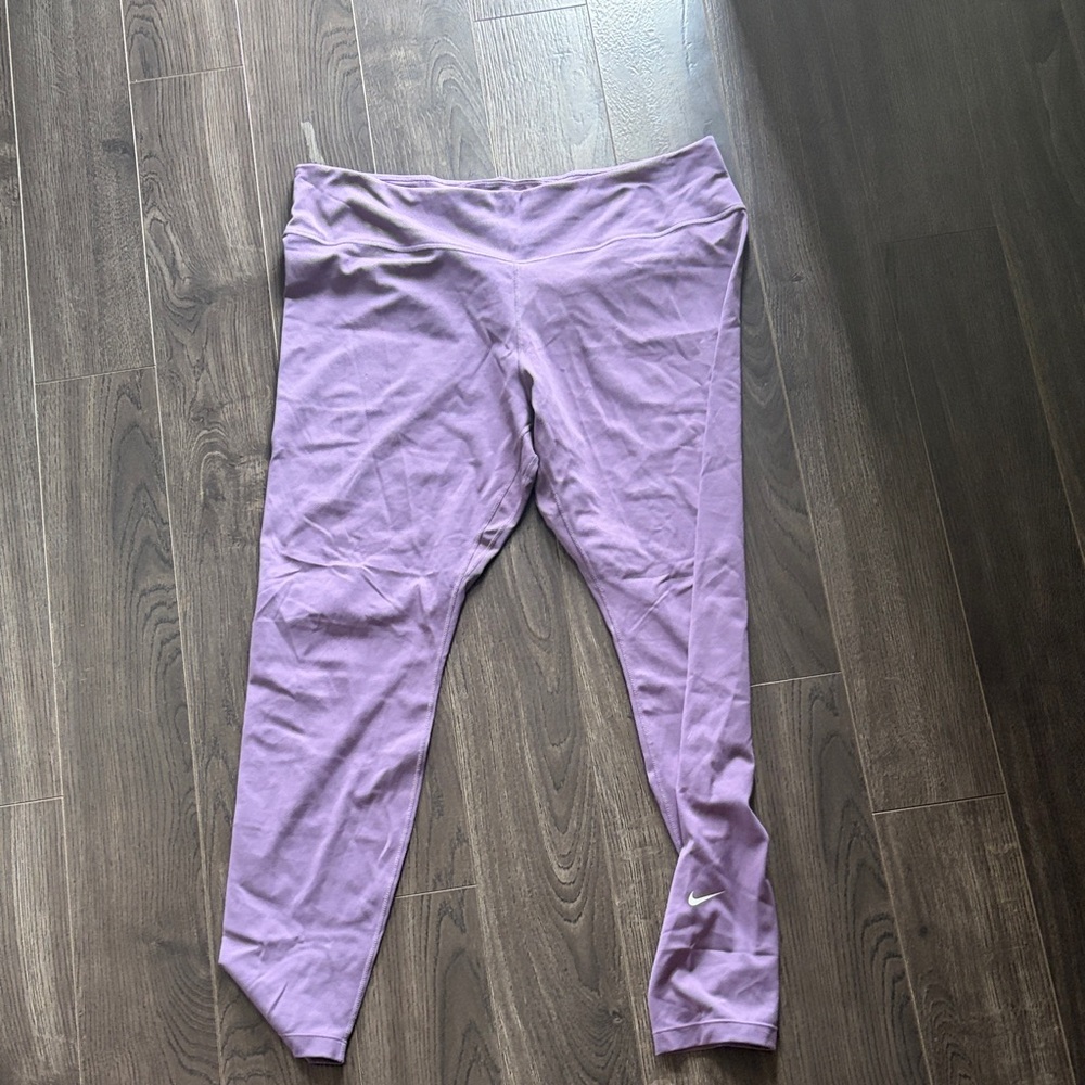 Women’s nike Lavender Leggings